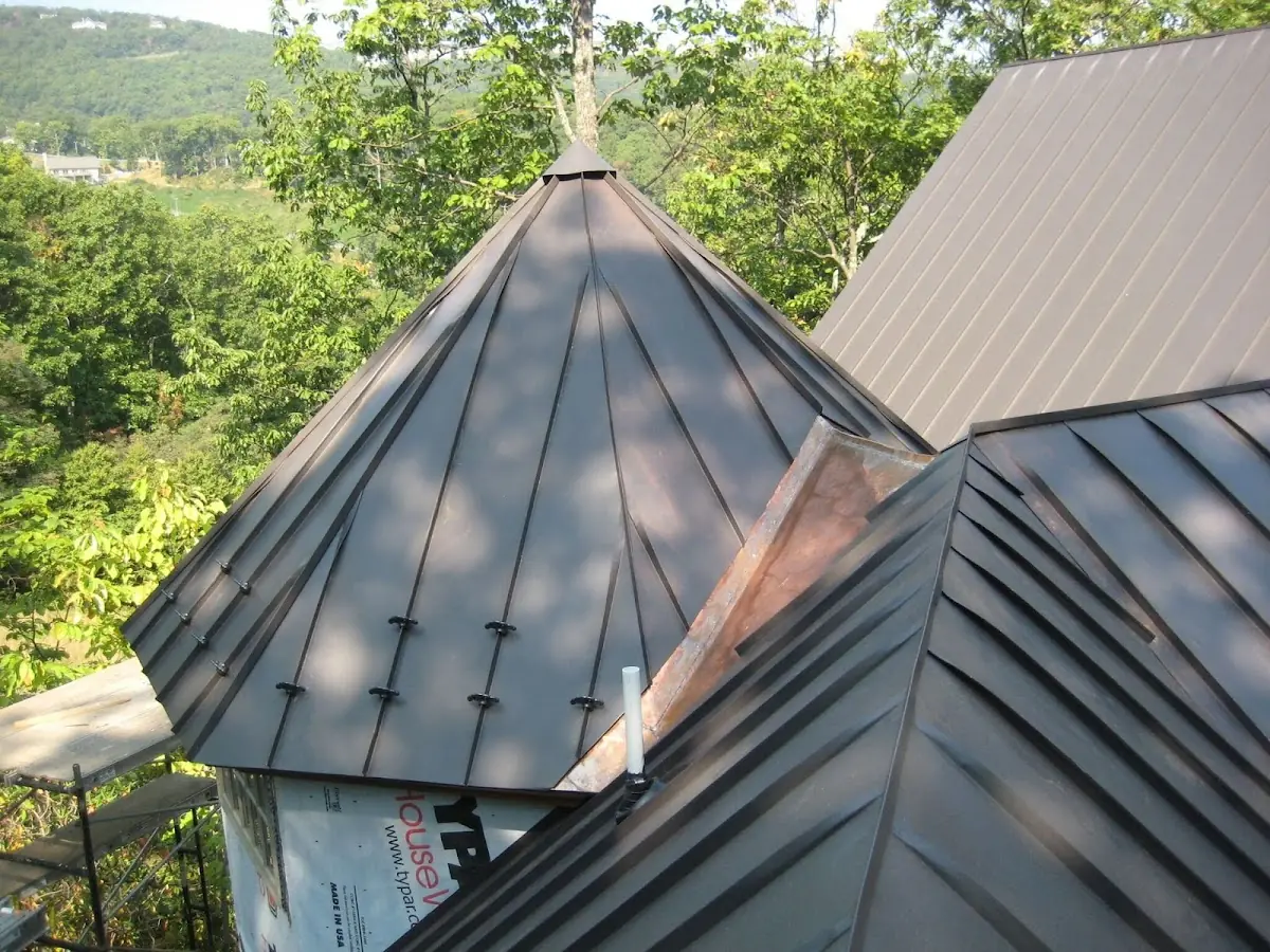 Professional Roof Tarp Installation by Craftsman Roofing in Rambleton Acres